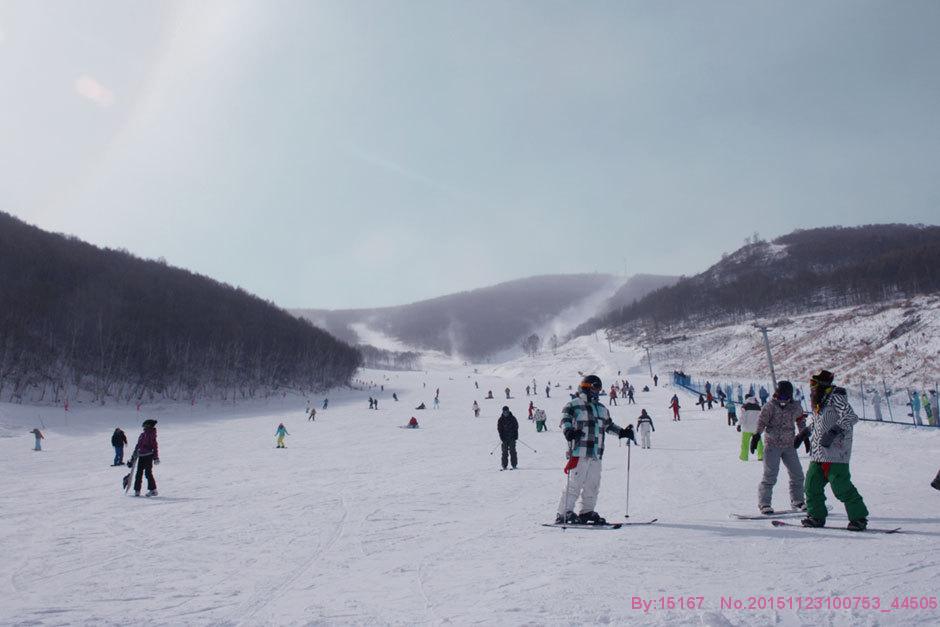 曾家山国际滑雪场