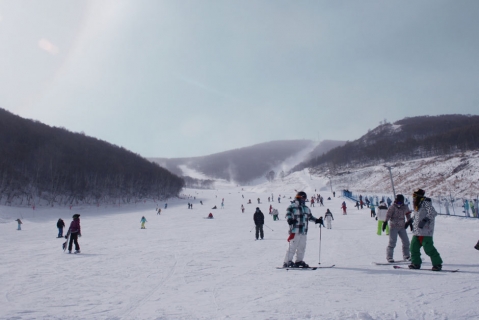 保定到狼牙山滑雪场一日游，保定滑雪